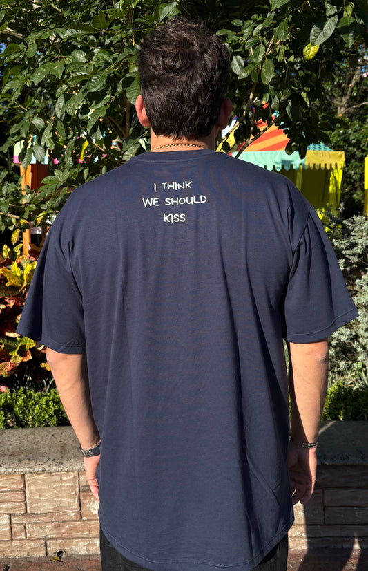 I Think We Should Kiss