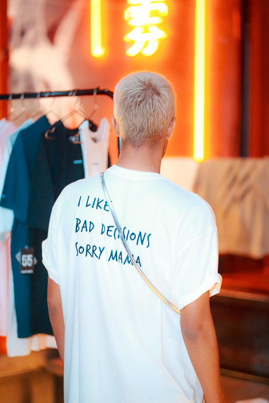 T-SHIRT l I LIKE BAD DECISIONS