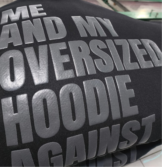 OVERSIZED HOODIE